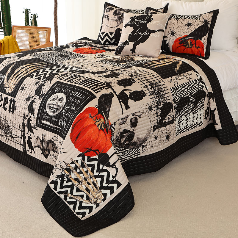3 Piece Halloween Quilt Set Bedspread Set, Halloween Themed Reversible Bedding Set, Queen Quilt + 2 Standard Shams