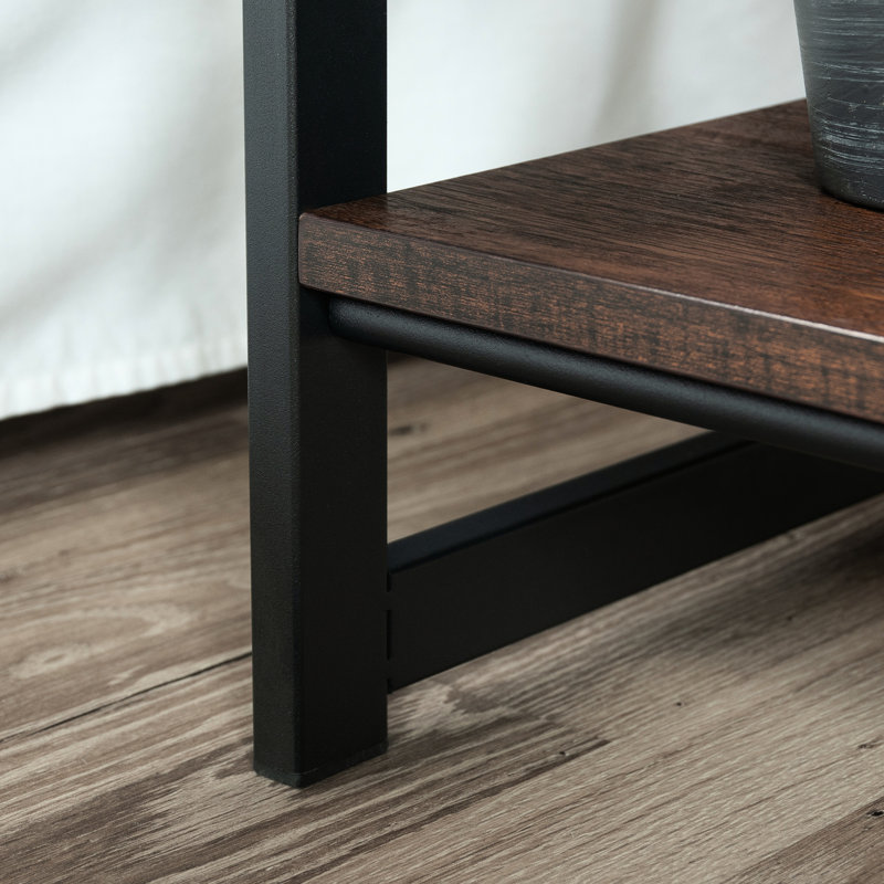Table d'appoint, table de chevet, brun, tiroir, chambre à coucher, style industriel, glissières en métal, butées, conception compacte, finition chêne chaud, tablette inférieure ouverte, bois d'ingénierie compact,