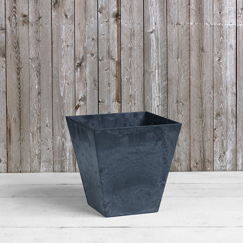 Alaunah Pot Planter, Black, 8" H x 7.8" W x 7.8" D