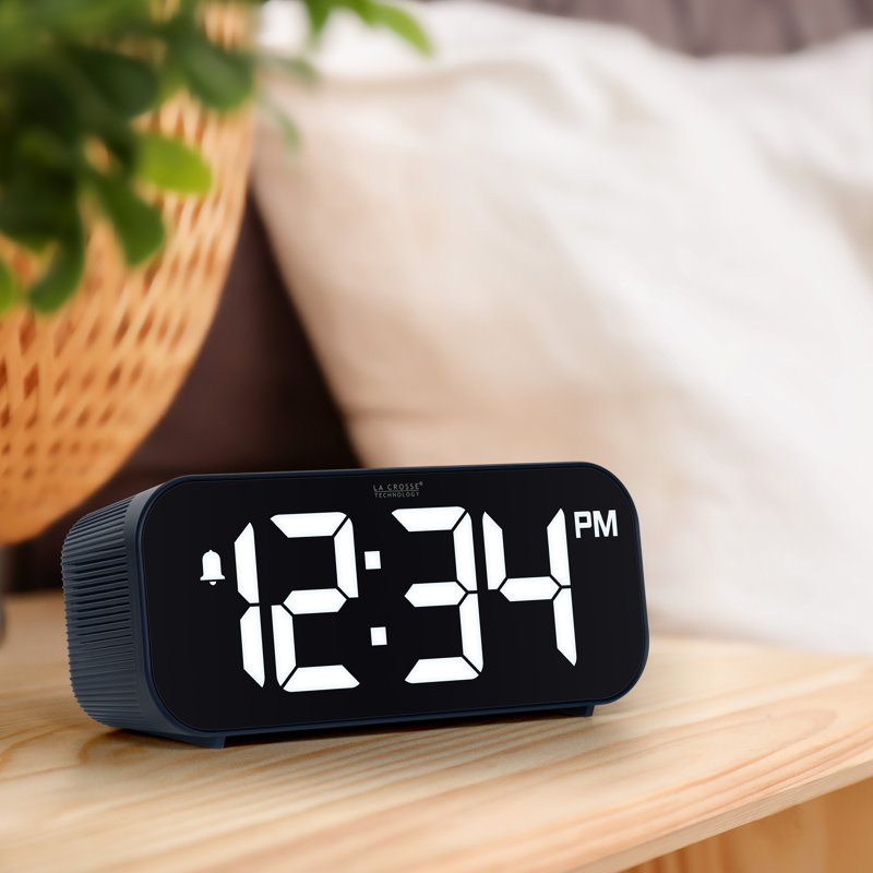 Réveil-matin numérique à DEL avec technologie Bluetooth La Crosse, Navy Blue