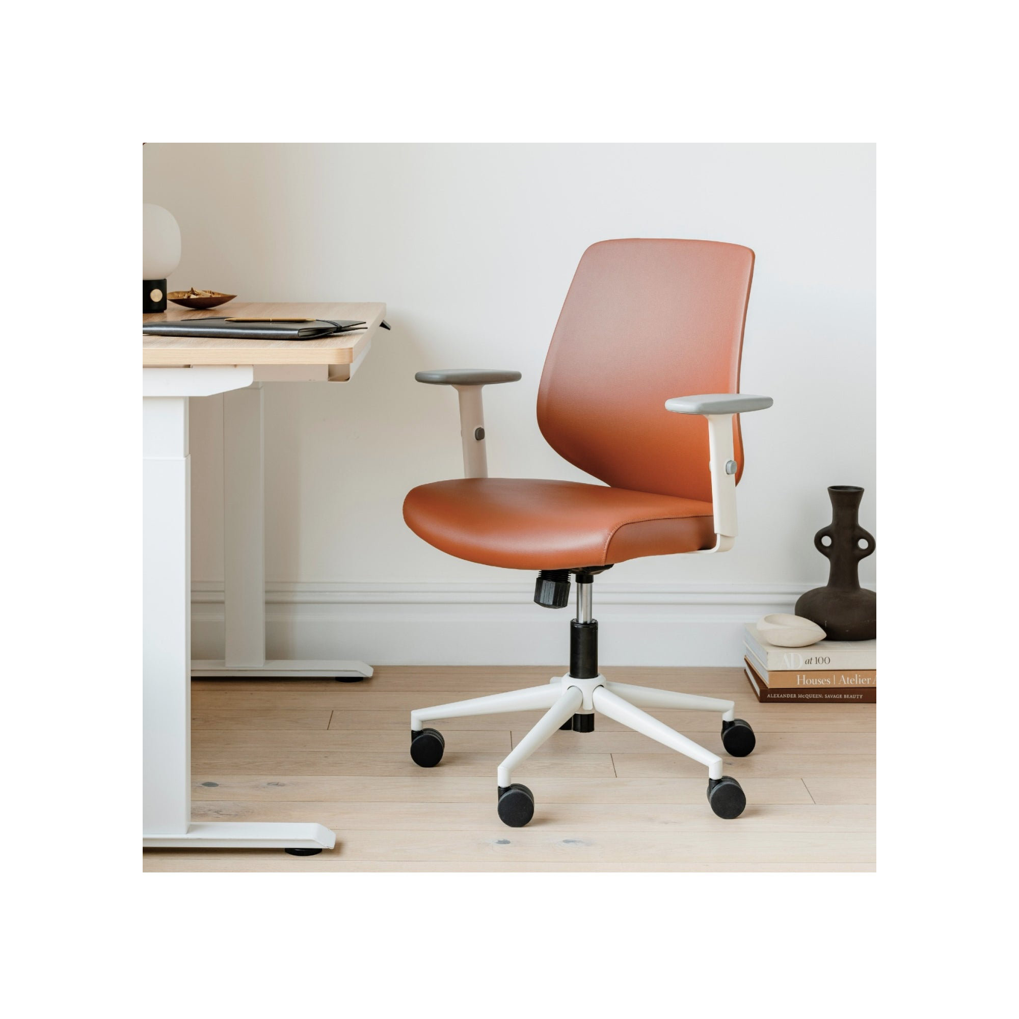 Daily Chair, White, Dune