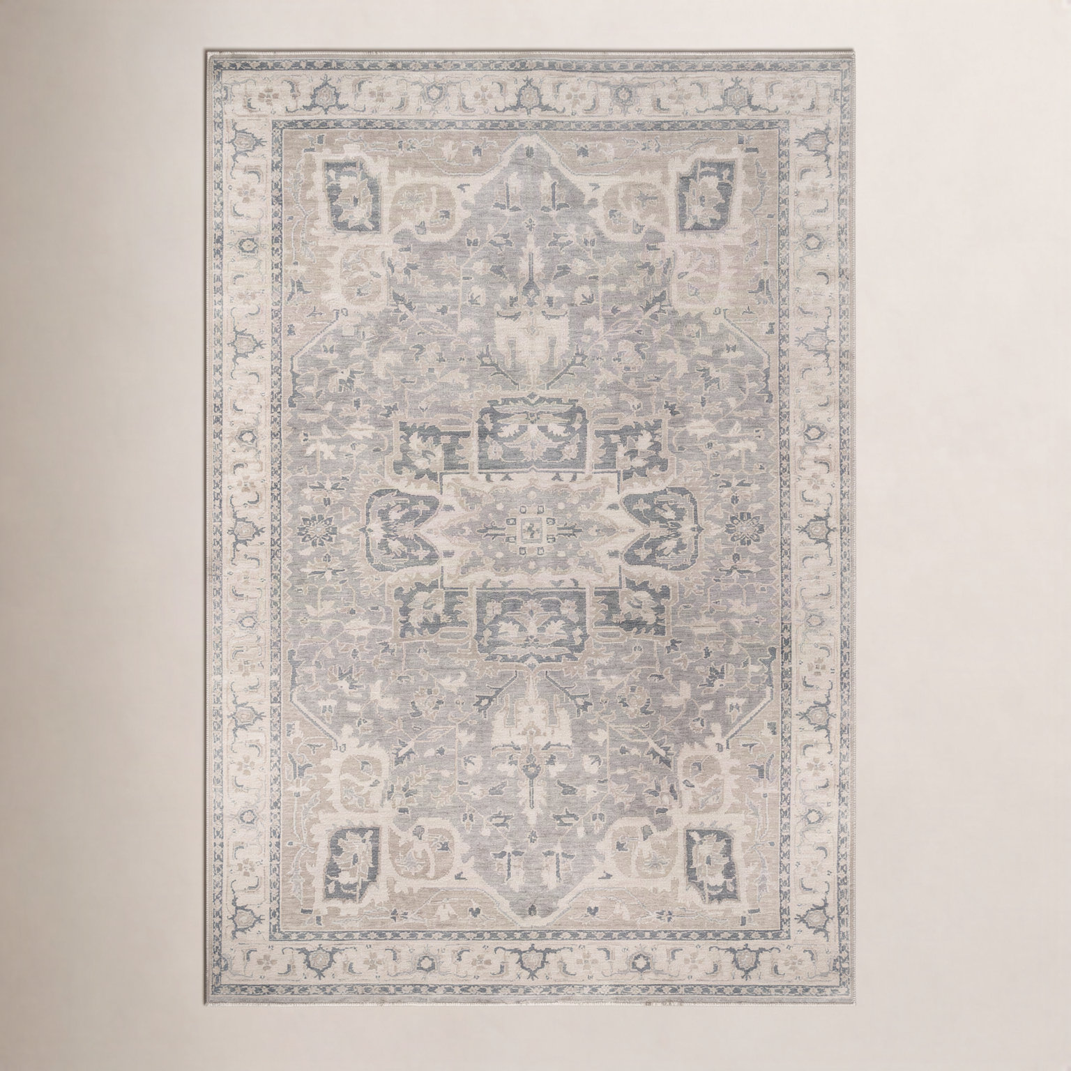 Lucy Gray Hand-Knotted Wool Oriental Rug, Rectangle 3'9" x 5'9"