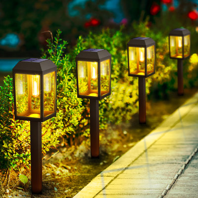Low Voltage Solar Powered Integrated LED Pathway Light Kit