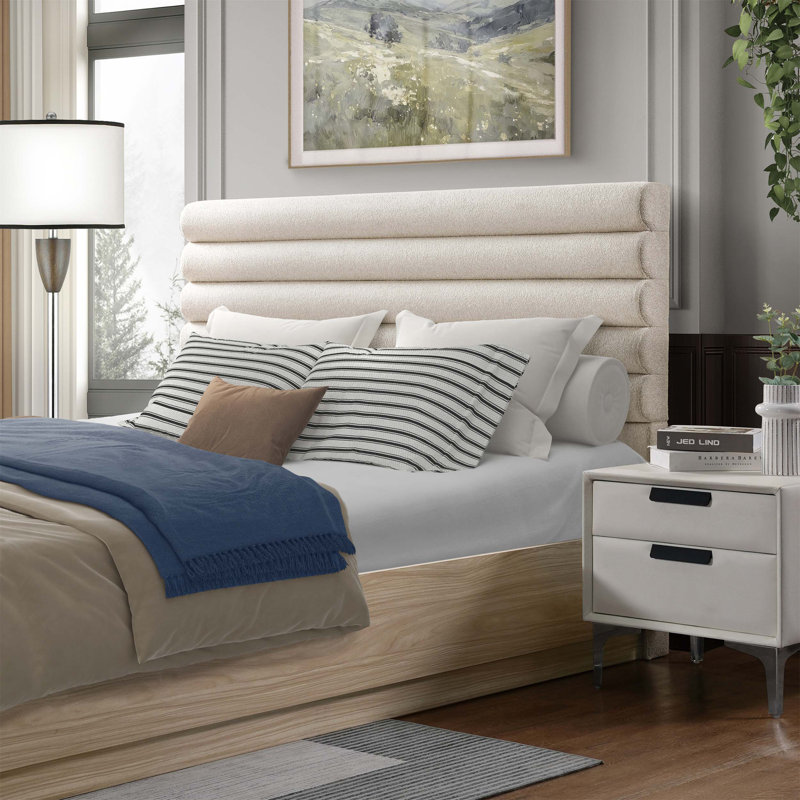 Cadre de lit en bois exquis avec tête de lit rembourrée en tissu Boucle pour une chambre à coucher confortable et élégante
