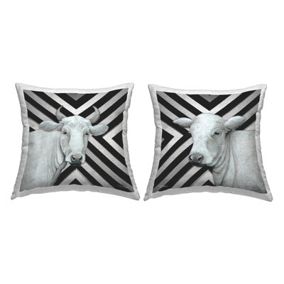 Ensemble de 2 coussins d'extérieur à motif de chevrons à rayures par Britt Hallowell