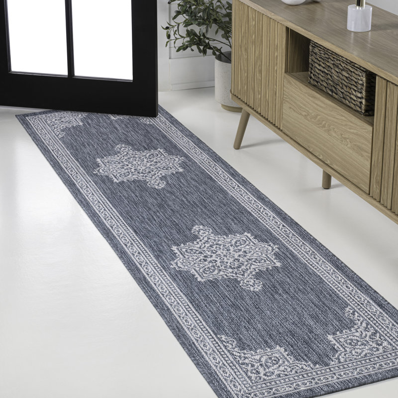 Graysin Vintage Casual Medallion Blue/Cream Indoor/Outdoor Rug, Runner 2' x 8'