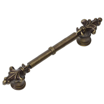 Charlemagne classic 4 inches c.c. pull with small Fleur De Lys on endsin Gilded Mercury