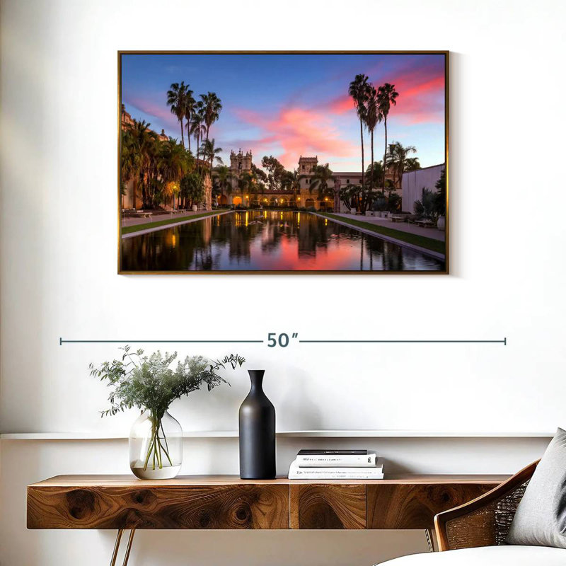 Casa De Balboa, Cadre flottant doré, 37 po x 25 po