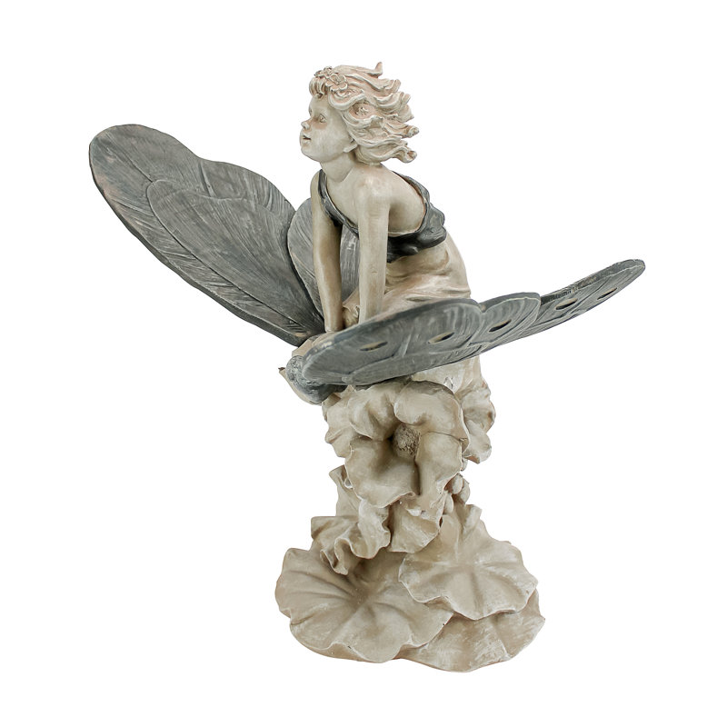 Statue de montant papillon d’une fée
