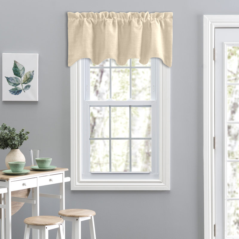 Scalloped Window Valance, Natural