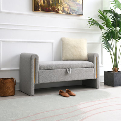 Banc Modern Teddy