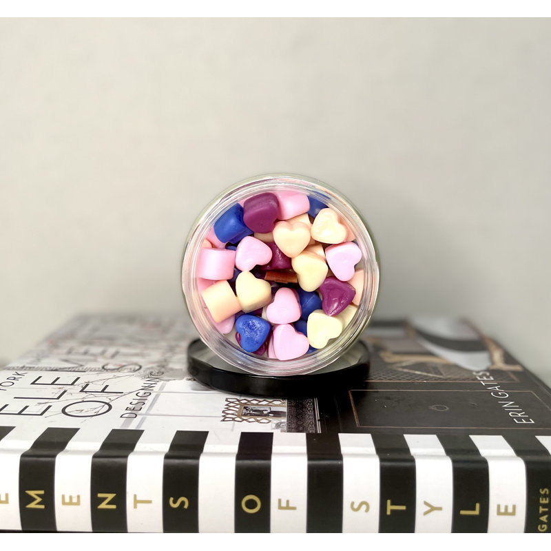 Bougie bonbon et cœurs de soja