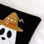 Coussin décoratif en velours d'Halloween Boo Ghost-119691958