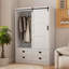 Grande armoire de chambre à coucher