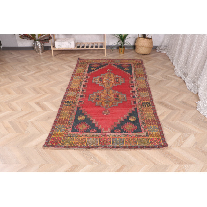 Authentique tapis turc rétro parfait pour rehausser le décor de votre chambre à coucher et de votre salle à manger