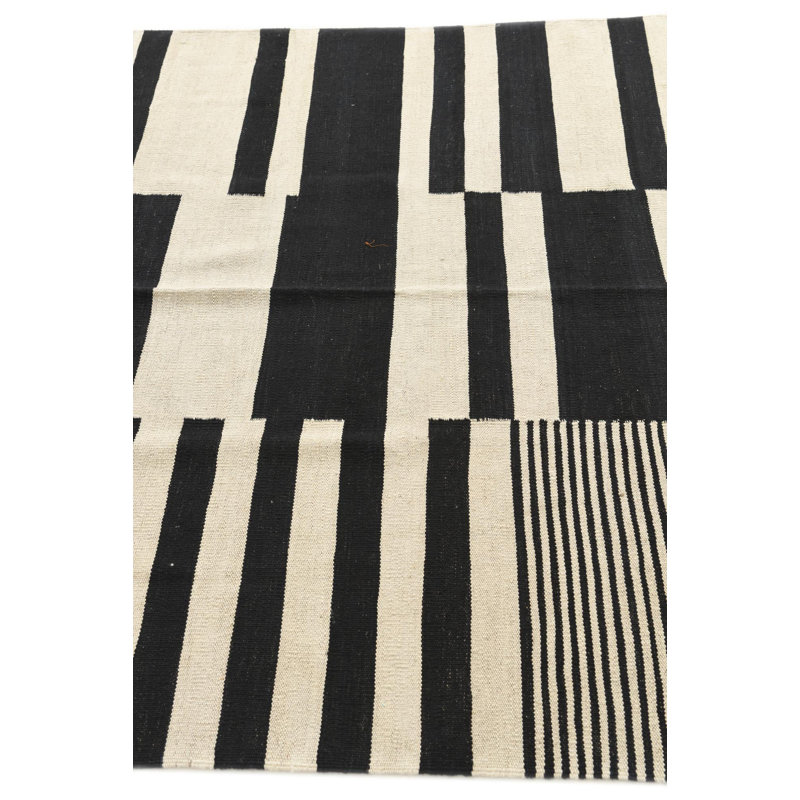 Tapis ivoire Petrella