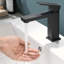 Robinet de salle de bain monocorps et monocommande