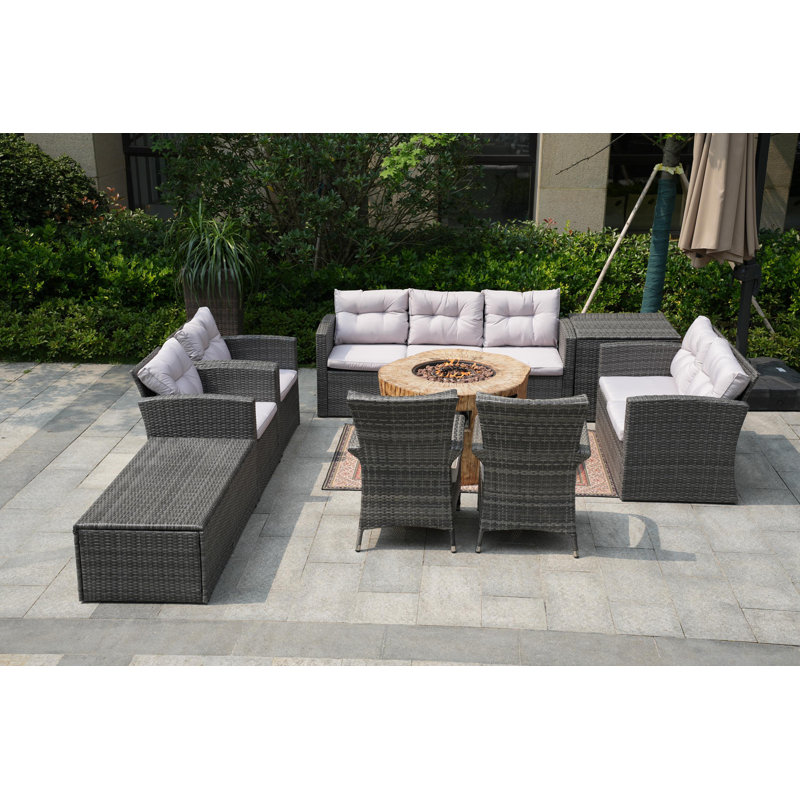 Ensemble de conversation avec coussins pour 9 personnes Humphrey Wicker / Rattan