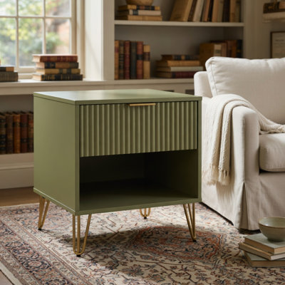 Table de chevet vert olive