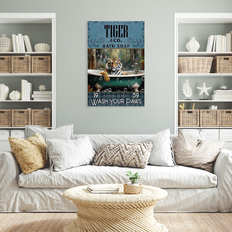 Kymorah Tiger Bath Soap - 1 pièce, impression sur toile tendue sur toile tendue, H 36 po x l 24 po x P 1,25 po