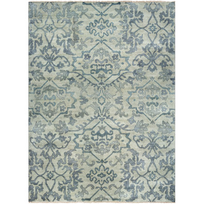 Hillcrest Hand Knotted Wool Damask Area Rug