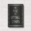  «We Rise By Lifting d'autres» par Stellar Design Studio, art mural en métal, 12 po x 16 po-49846086
