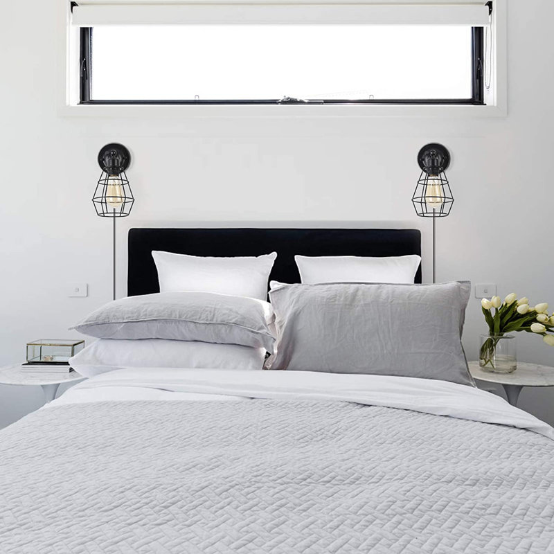 Rodericks Plug-in Armed Sconce
