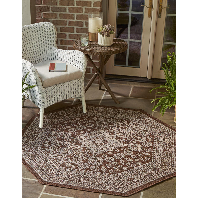 Tapis d'intérieur / extérieur brun Danera, Octogone 5 pi 3 po x 5 pi 3 po