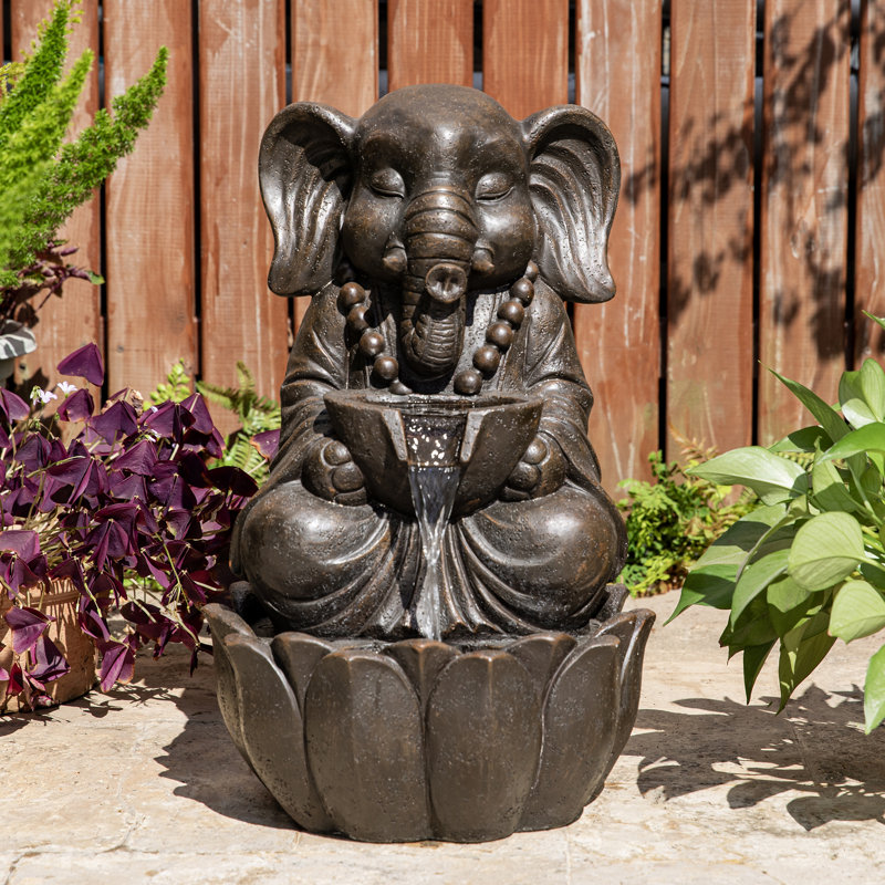 Outdoor Sculptural Fountain with Lights