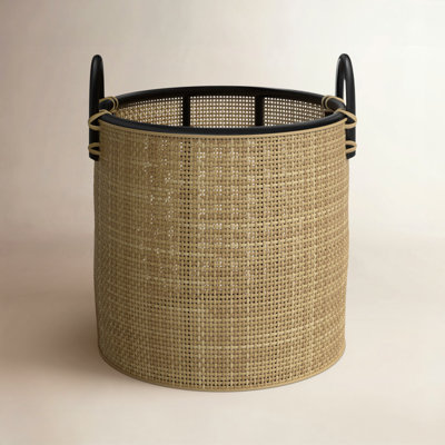 Camella 17" Pot Planter