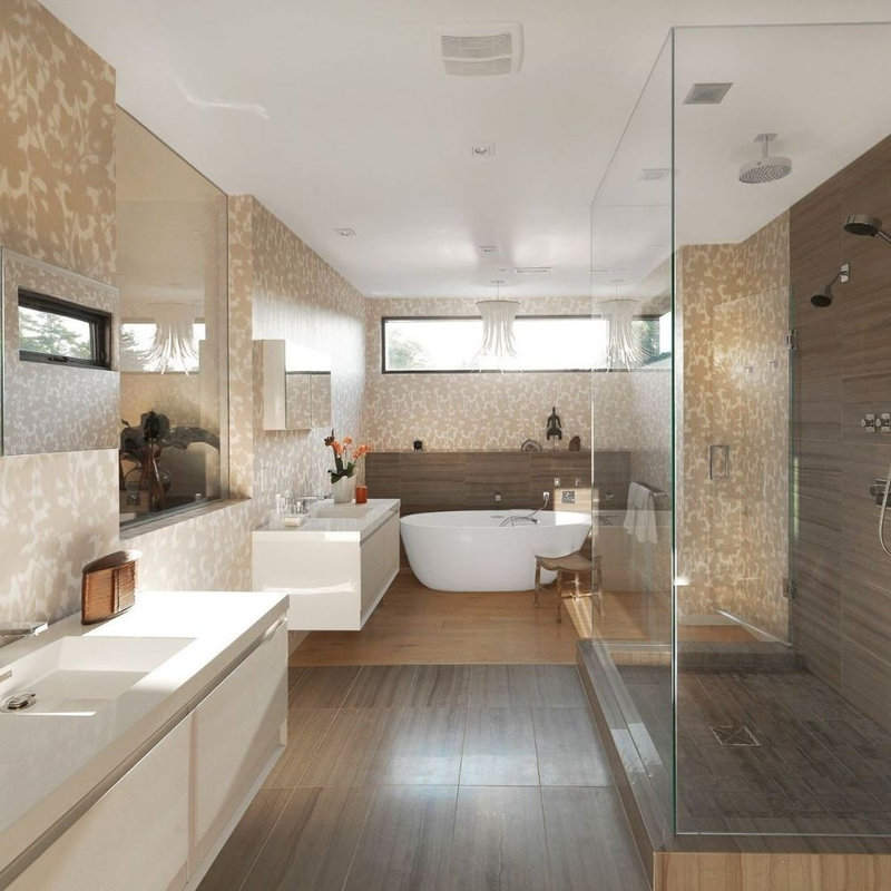 BE 66'' L Freestanding Soaking Bathtub, Glossy White, Polished Chrome