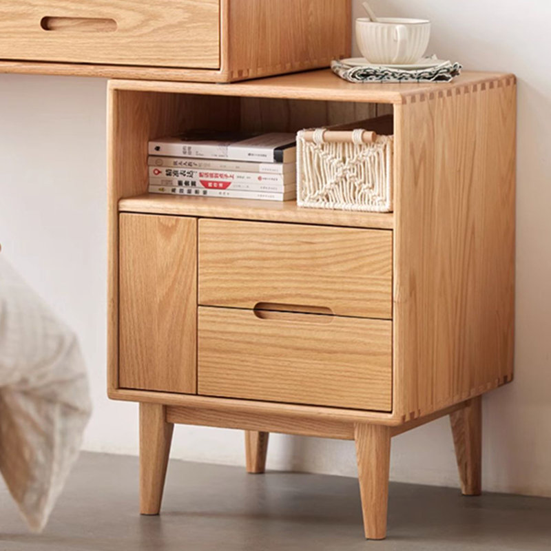 Nathalye Vanity, Brown