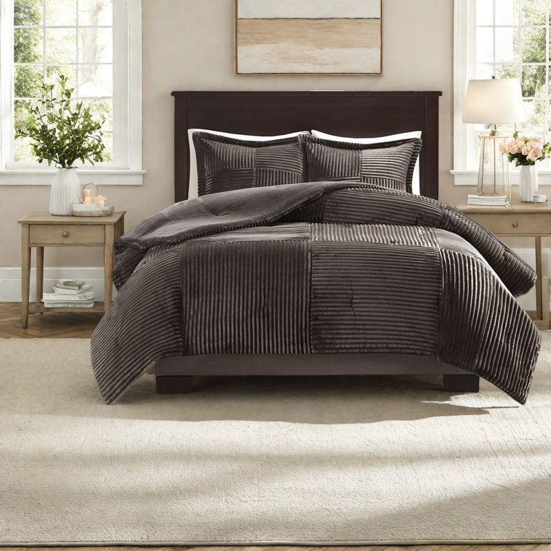 Plush Cozy Bedding Sets, Polyester King Cal King Modern Home