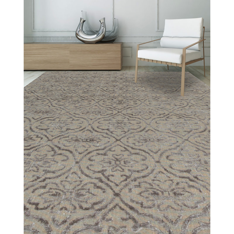 Jakat Cotton and Wool Damask Area Rug
