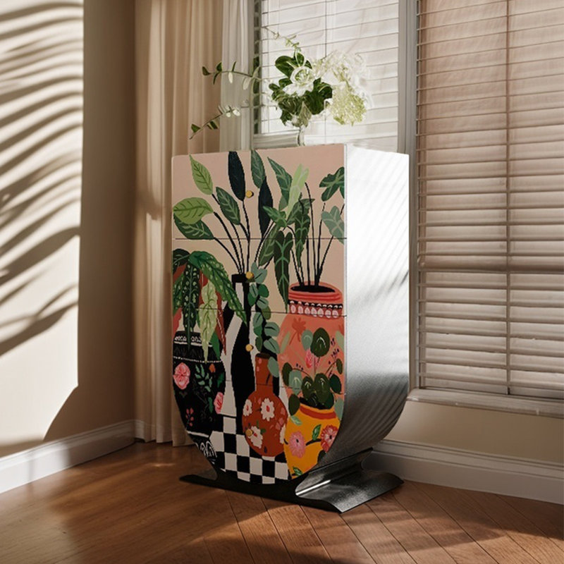 Commode en bois moderne à quatre tiroirs