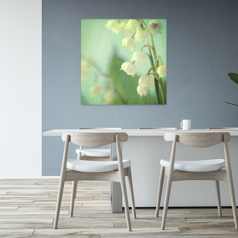 Muguet, art floral contemporain, H 32 po x l 32 po