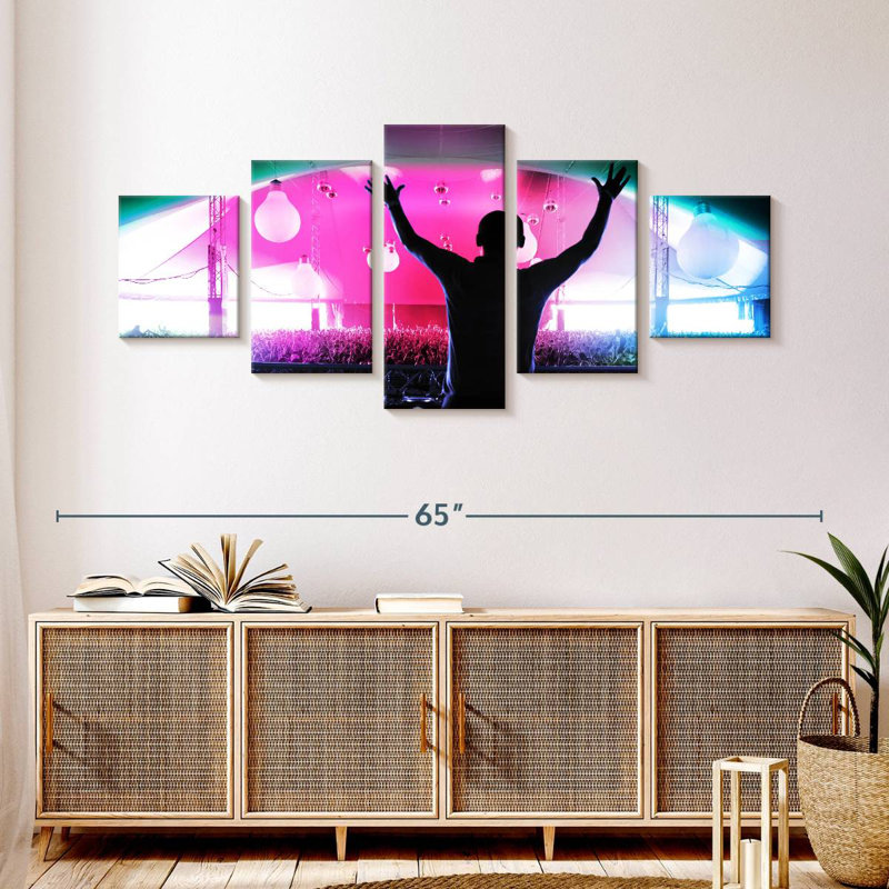 Silhouette de dj afrojack, H 24 po x l 55 po