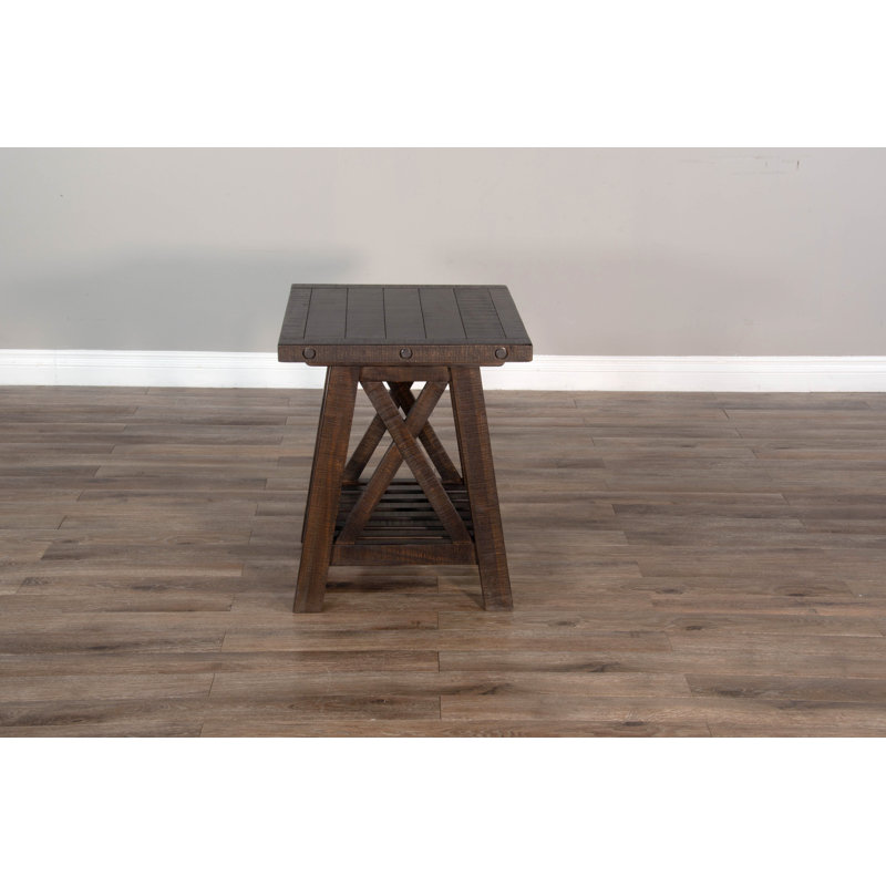 Table de bout Timmon 24, Noyer, H 24 po x l 24 po x P 20 po