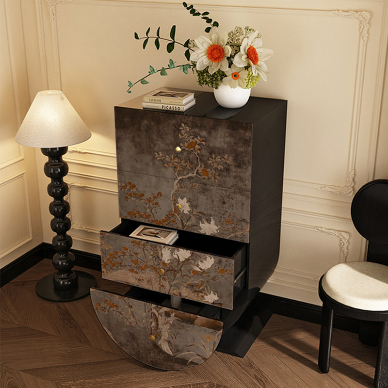 Simple decorative cabinet drawer accent chest