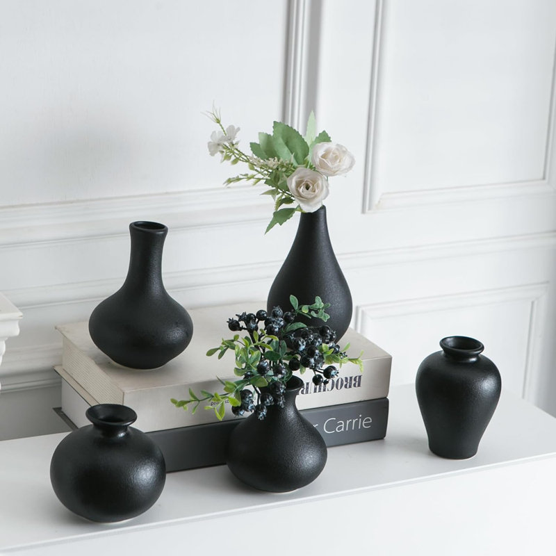 Mohnton Ceramic / Porcelain Table Vase, Black