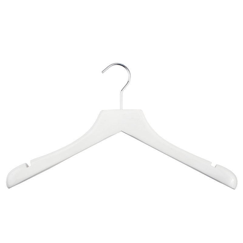 Cintre en bois concave pour veston / chandail / chandail, Haute brillance blanche