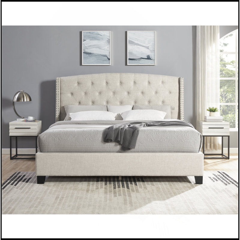 Ensemble de chambre à coucher rembourrée 3 pièces, lit à oreilles capitonné avec deux tables de chevet