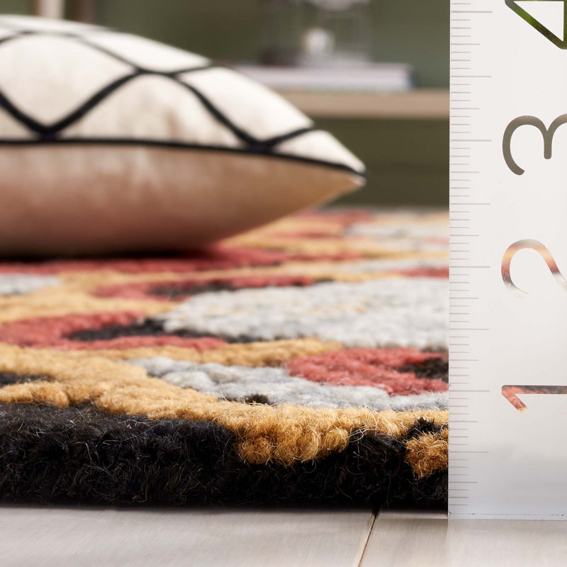 Handmade Red and Charcoal Wool 3' x 5' Tufted Area Rug