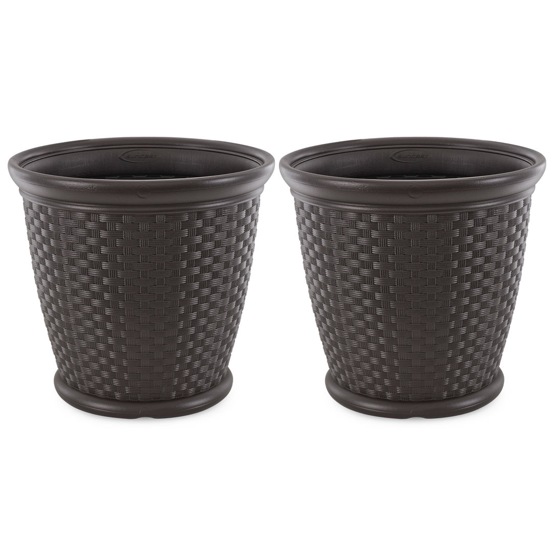 Suncast Sonora 22 Inch Resin Wicker Decorative Garden Planter, Java (2 Pack) (Set of 2) Suncast