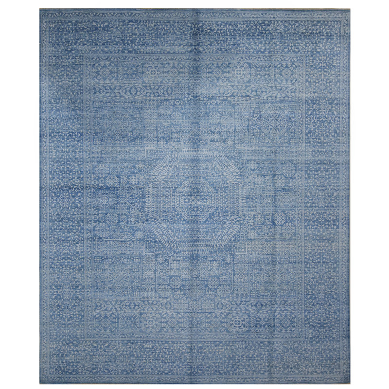 Hand Knotted Wool Area Rug in Blue