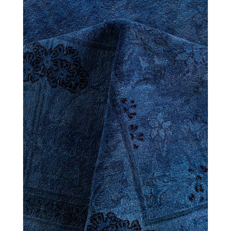 Tapis bleu surteint de conception unique 8 pi 1 po x 10 pi 1 po
