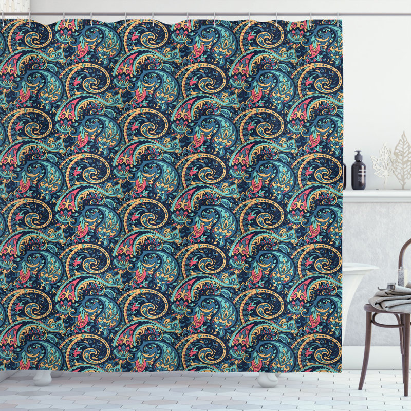 Rideau de douche simple à motif vibrant tribal Fayette, l 69 po x L 70 po