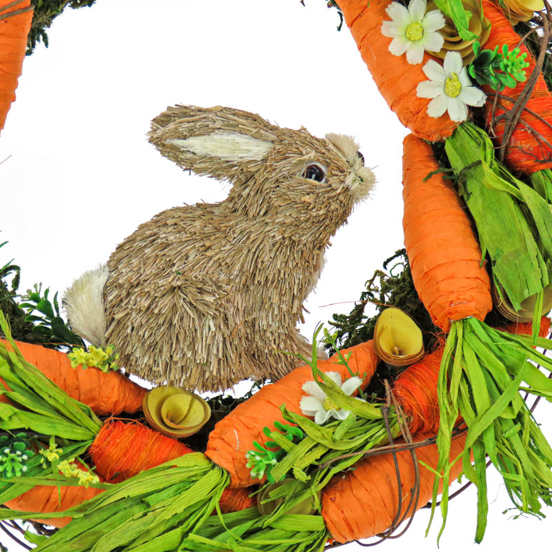 Couronne de carottes 15 po avec lapin The Holiday Aisle®