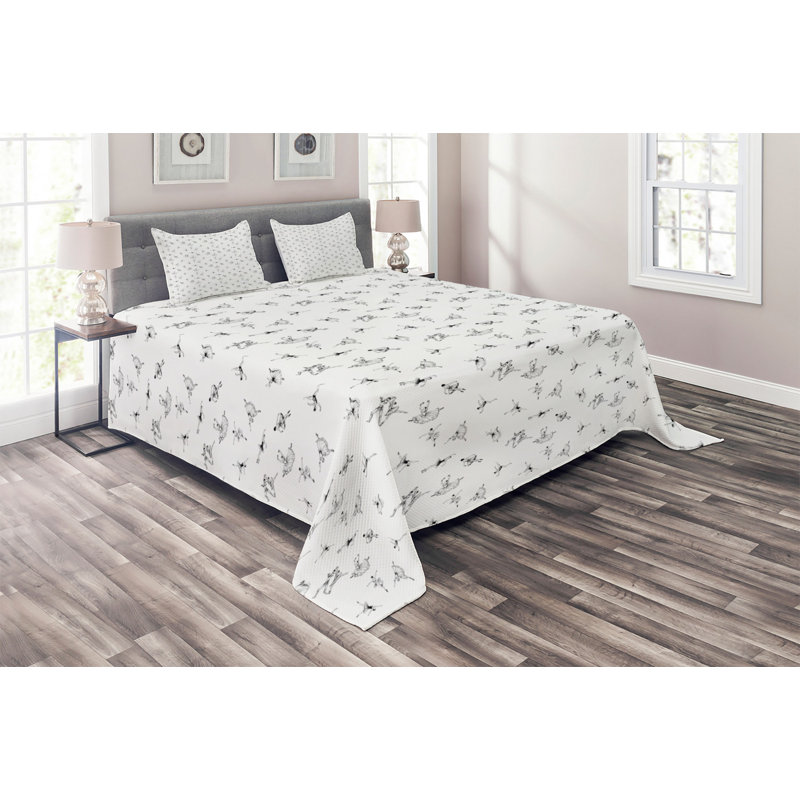 Traditional Polyester Coverlet, Queen Bedspread + 2 Shams