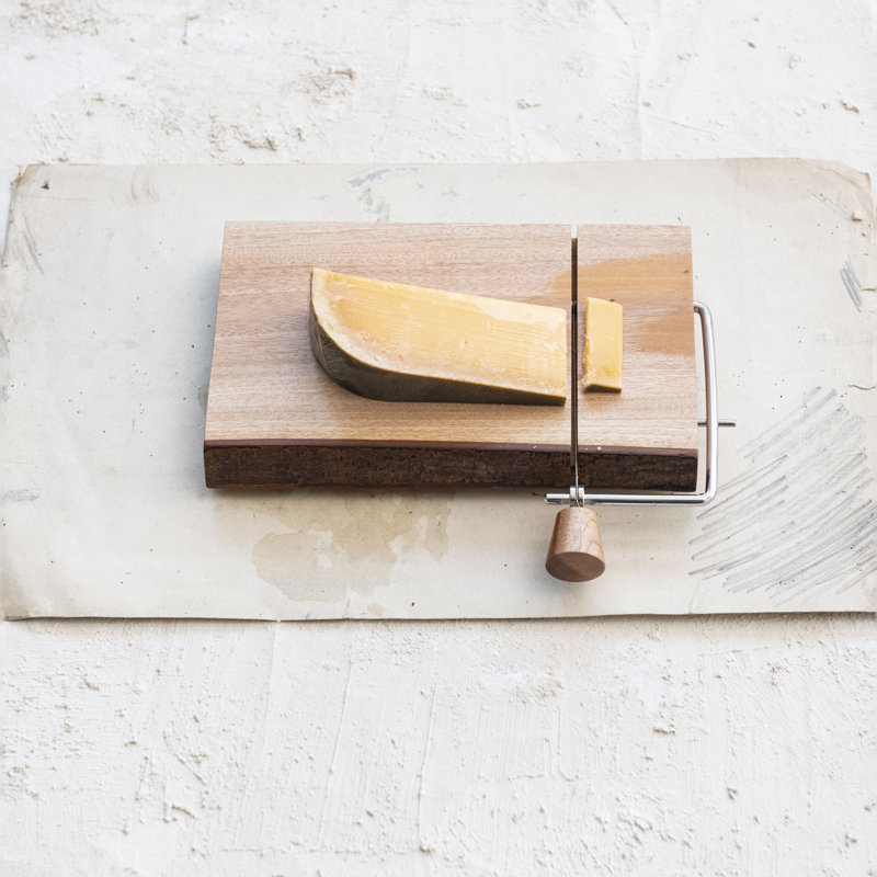 Trancheuse à fromage en bois et métal